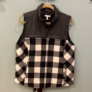 Maurices Dark Gray/Black/White Insulated Vest